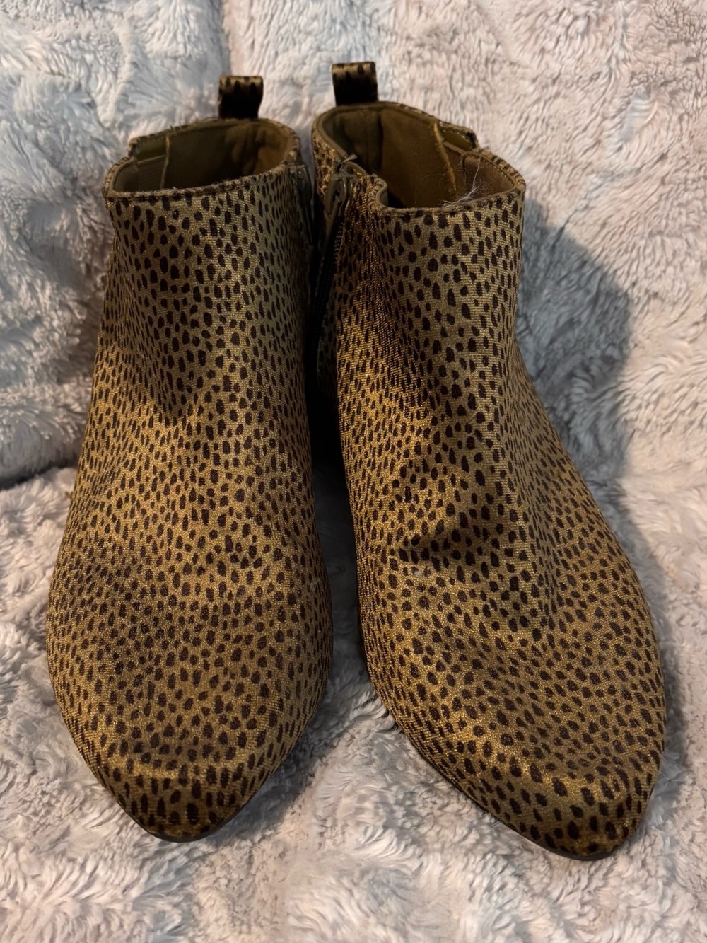 Old Navy Green and Black Animal Print Ankle Boots - Size 9